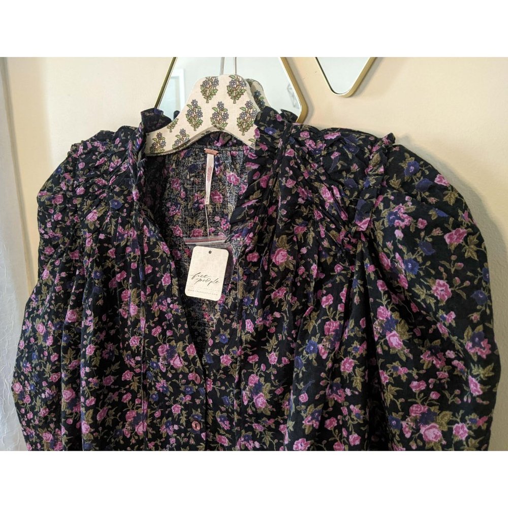 🎉LAST CHANCE🎉 NWT Free People Meant To Be Blouse / Black Combo - Picture 9 of 11